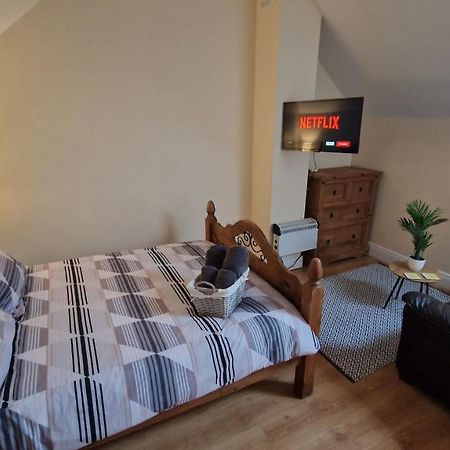 Apple Lodge Apartment Forkhill Eksteriør billede